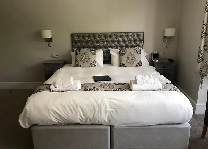 The Maple Manor Hotel