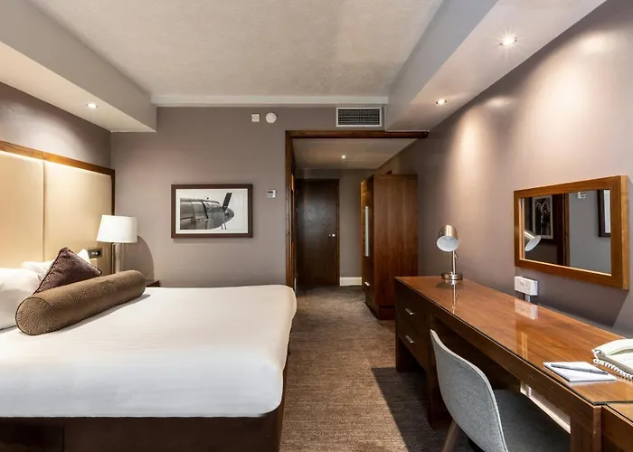 Sandman Signature London Gatwick Hotel